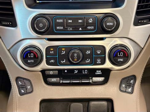 Used 2020 GMC Yukon XL SLT w/ Premium Edition image 15