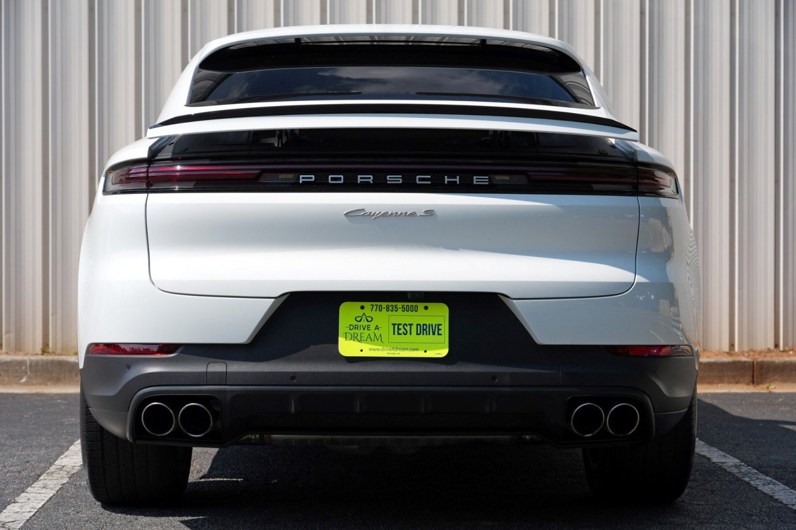 Used 2024 Porsche Cayenne S AWD/4WD image 11