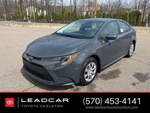 New 2026 Toyota Corolla LE FWD image 1