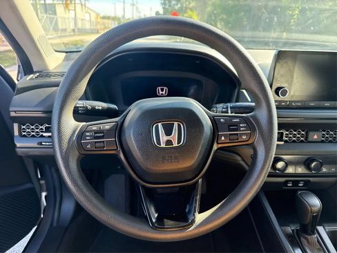 Used 2024 Honda Accord EX image 16