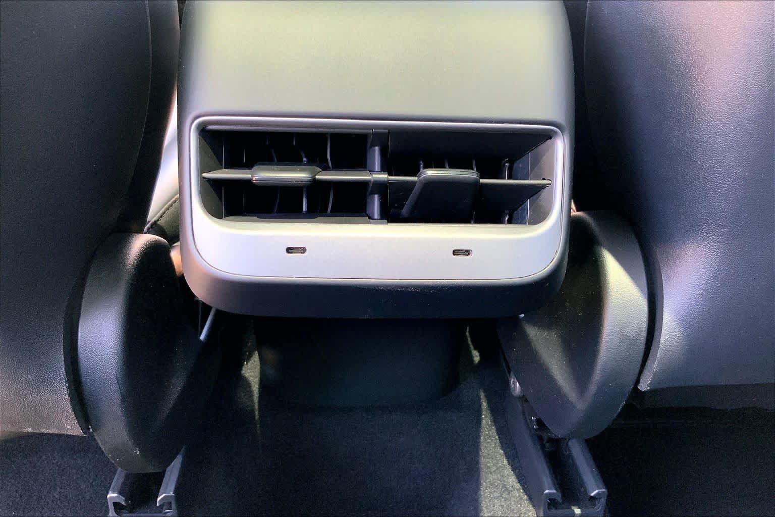 Used 2023 Tesla Model Y Long Range AWD/4WD image 53