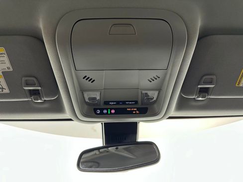 Used 2022 GMC Terrain SLE w/ Driver Convenience Package FWD image 33