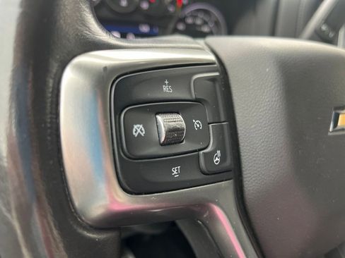 Used 2020 Chevrolet Silverado 2500 LTZ w/ LTZ Convenience Package AWD/4WD image 17