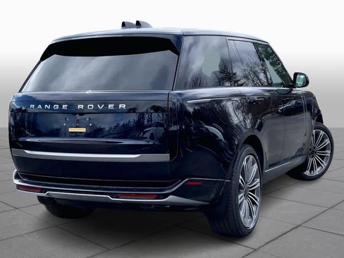 New 2026 Land Rover Range Rover SE AWD/4WD image 3