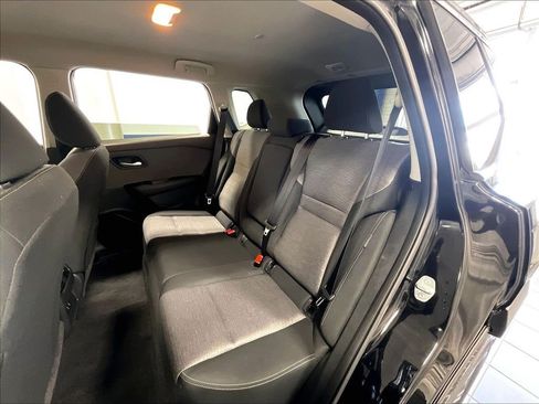Used 2023 Nissan Rogue SV AWD/4WD image 15