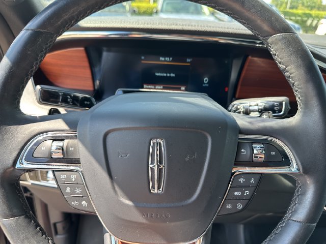 Used 2022 Lincoln Navigator Reserve w/ Equipment Group 201A AWD/4WD image 37