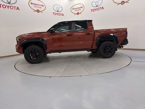 Used 2024 Toyota Tacoma TRD Pro AWD/4WD image 5