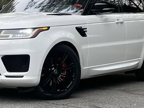 Used 2019 Land Rover Range Rover Sport Supercharged image 2