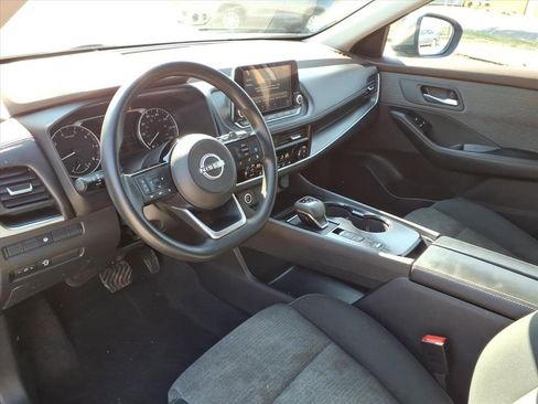 Used 2023 Nissan Rogue SV image 29