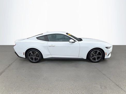 Used 2024 Ford Mustang Premium image 2