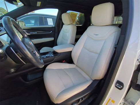 Certified 2021 Cadillac XT5 Sportv image 11