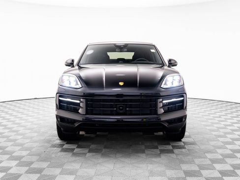 Certified 2025 Porsche Cayenne E-Hybrid Coupe AWD/4WD image 9