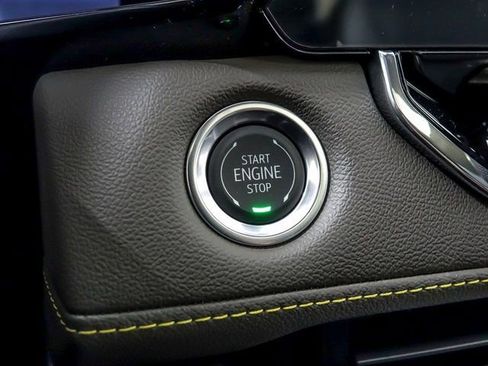 New 2026 Chevrolet Colorado ZR2 w/ Technology Package image 16