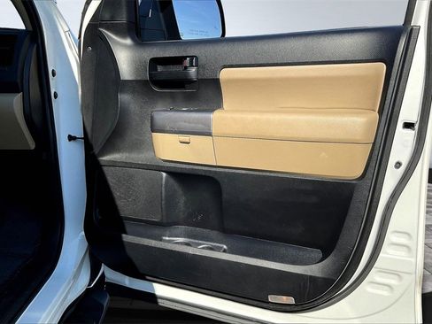 Used 2022 Toyota Sequoia SR5 image 24