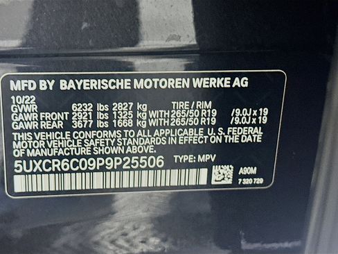 Used 2023 BMW X5 xDrive40i w/ Premium Package image 12