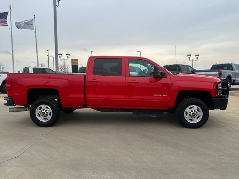 Used 2016 Chevrolet Silverado 2500 LT w/ LT Fleet Convenience Package image 6