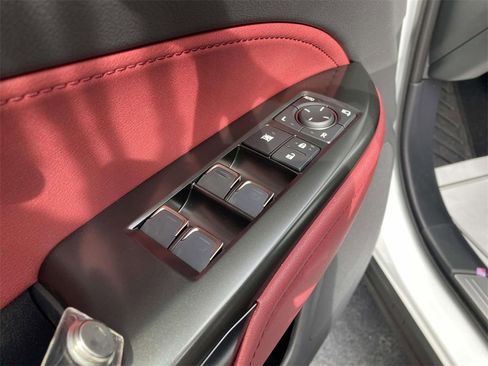 New 2026 Lexus NX 350h FWD image 12