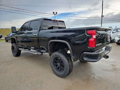 Used 2022 Chevrolet Silverado 2500 High Country w/ Z71 Off-Road Package AWD/4WD image 4