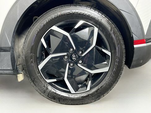 Used 2024 Hyundai Ioniq 5 SEL image 11