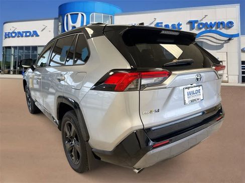 Used 2019 Toyota RAV4 XSE image 6
