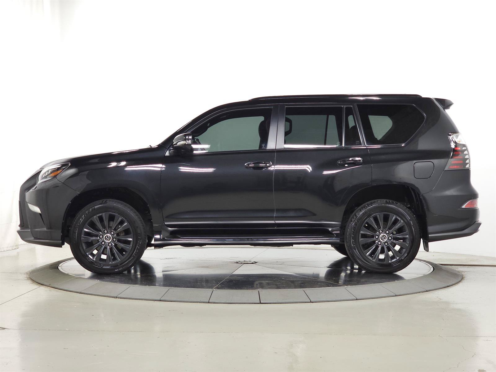 Certified 2023 Lexus GX 460 Premium AWD/4WD image 5