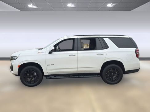 Used 2022 Chevrolet Tahoe Z71 w/ Luxury Package image 2