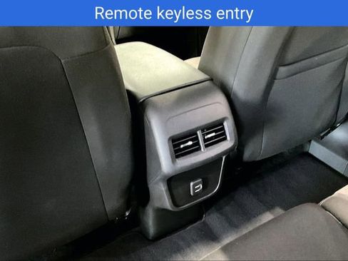 Certified 2024 Chevrolet Equinox LT AWD/4WD image 13