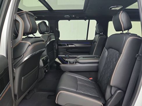 New 2026 Jeep Grand Wagoneer Summit AWD/4WD image 30