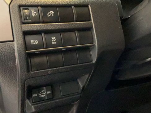 Used 2025 Toyota Tacoma SR5 RWD image 18
