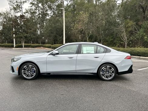 New 2026 BMW 530i w/ M Sport Package image 10