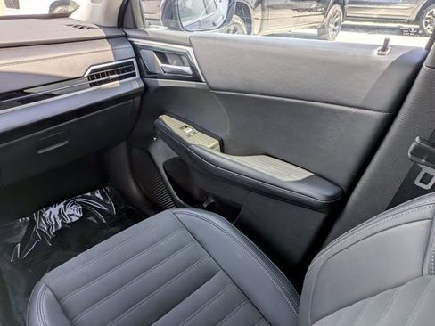 Used 2024 Mitsubishi Outlander SE Black Edition AWD/4WD image 19