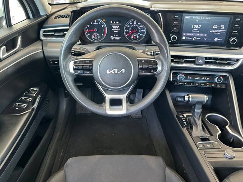 Used 2022 Kia K5 LXS FWD image 16
