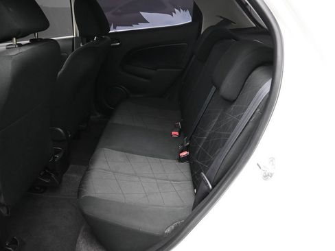Used 2013 MAZDA MAZDA2 Sport FWD image 3