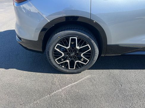 Used 2023 Chevrolet Blazer RS w/ Enhanced Convenience Package image 9