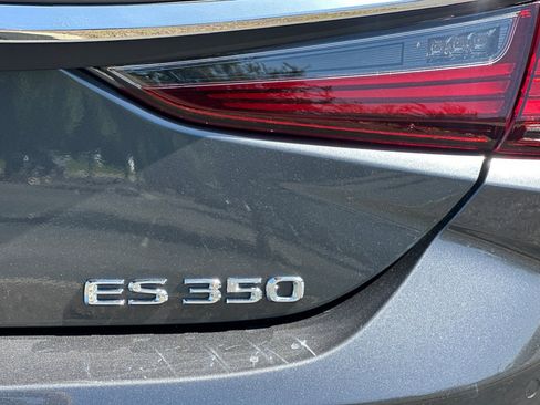 Used 2022 Lexus ES 350 w/ Premium Package image 36
