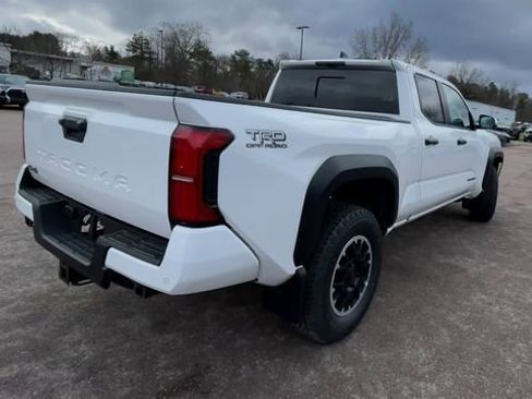 New 2026 Toyota Tacoma TRD Off-Road AWD/4WD image 2