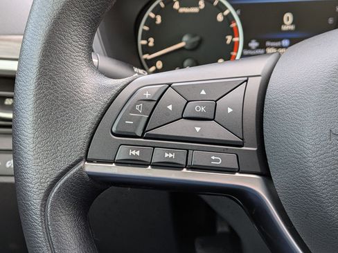 New 2025 Nissan Altima 2.5 SV image 16