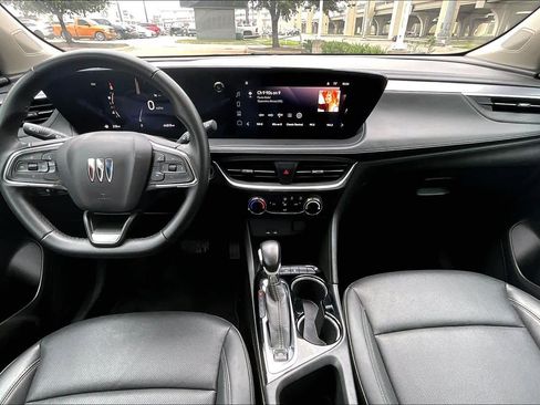 Used 2024 Buick Encore GX Sport Touring image 13