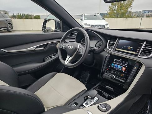 Used 2023 INFINITI QX55 Sensory w/ Lighting Package image 10