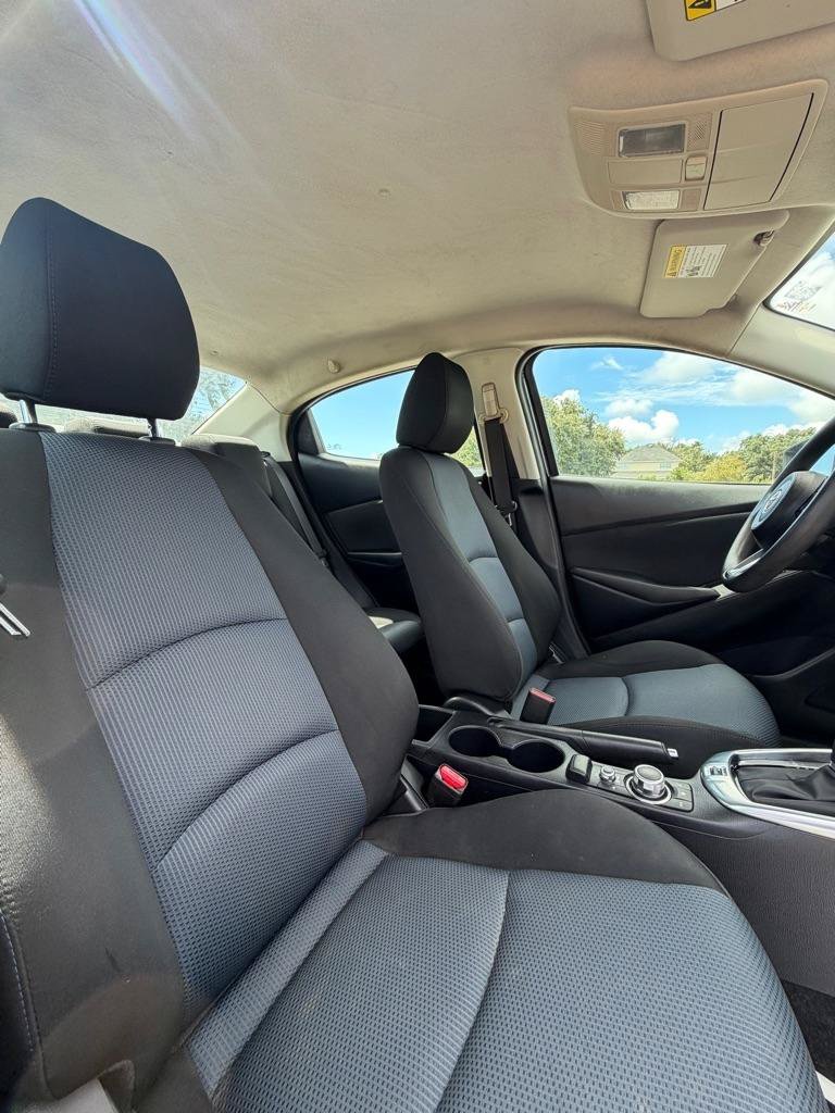 Used 2019 Toyota Yaris LE FWD image 14