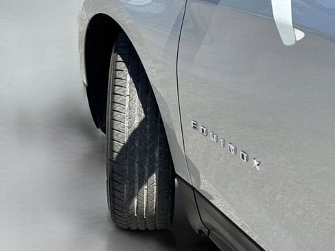 Used 2021 Chevrolet Equinox LT FWD image 47