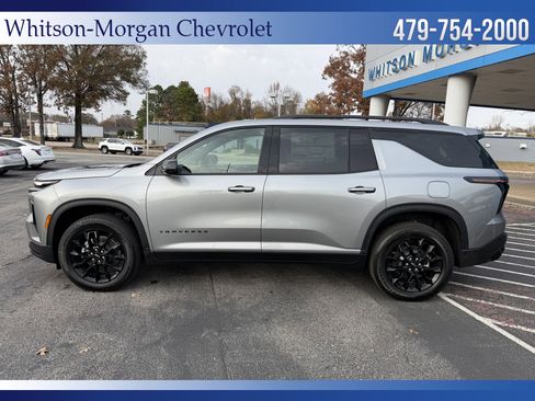 New 2026 Chevrolet Traverse LT w/ Midnight/Sport Edition image 8