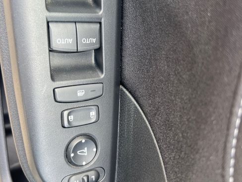 Used 2019 Honda Insight EX image 25