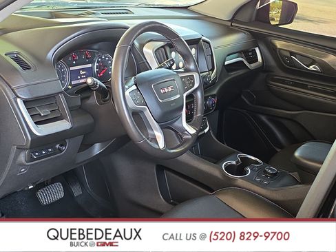Used 2022 GMC Terrain SLT w/ Tech Package FWD image 10