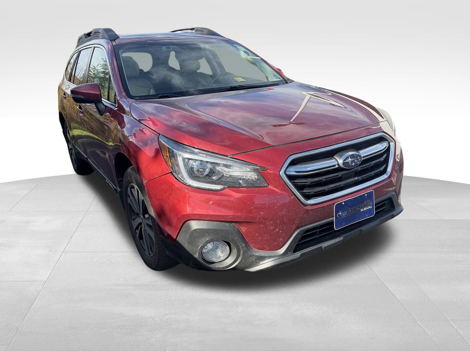 Used 2018 Subaru Outback 2.5i Limited AWD/4WD image 1