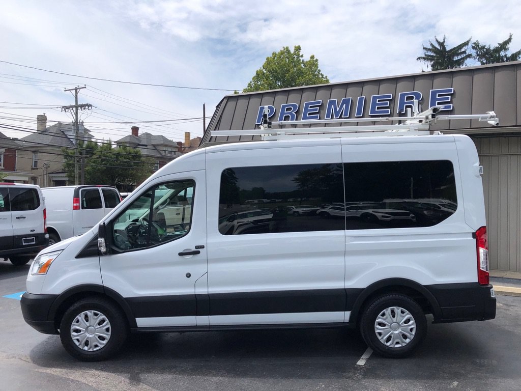Used 2019 Ford Transit 150 XLT RWD image 3