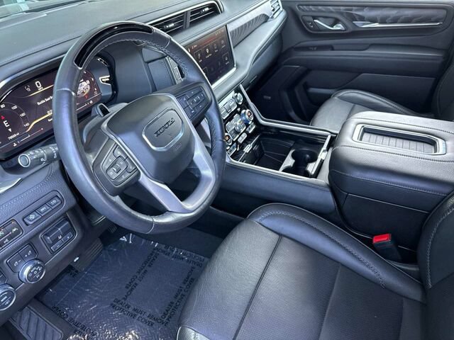 Used 2023 GMC Yukon XL Denali w/ Denali Reserve Package AWD/4WD image 10