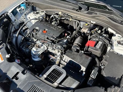 Used 2024 Honda HR-V EX-L image 10