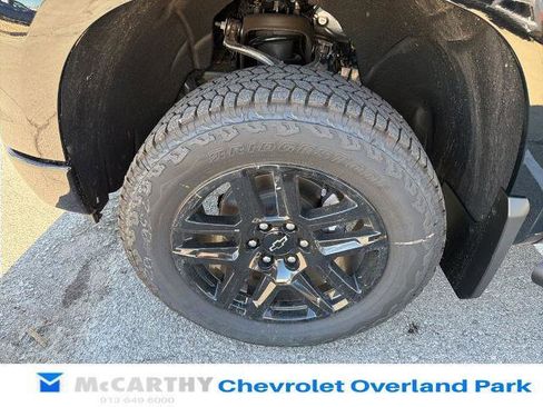 New 2026 Chevrolet Silverado 1500 LT Trail Boss w/ Dark Appearance Package AWD/4WD image 11