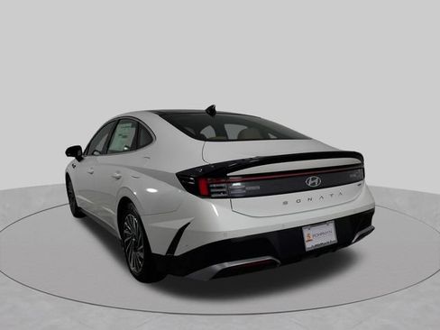 New 2025 Hyundai Sonata Limited FWD image 34